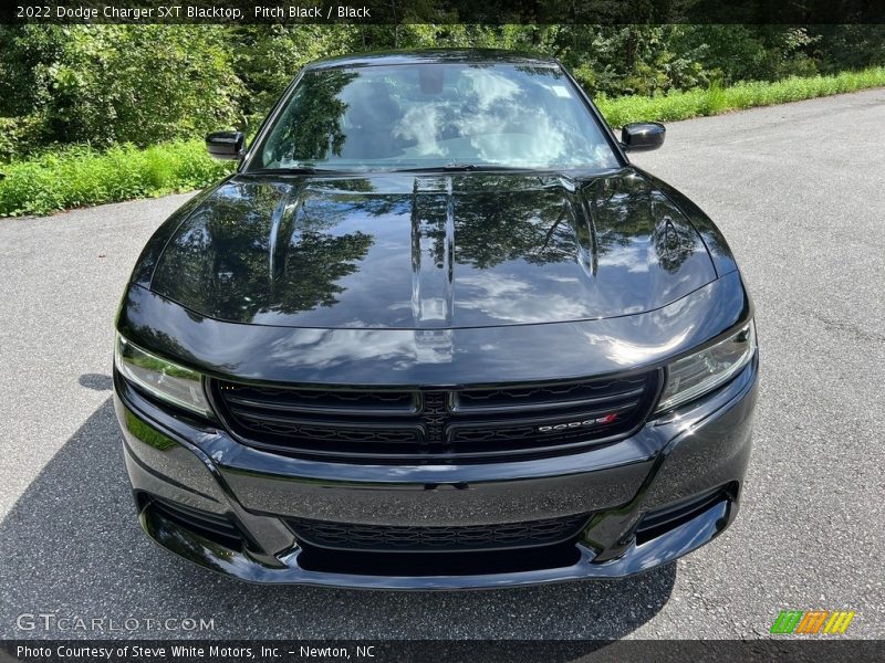 Pitch Black / Black 2022 Dodge Charger SXT Blacktop