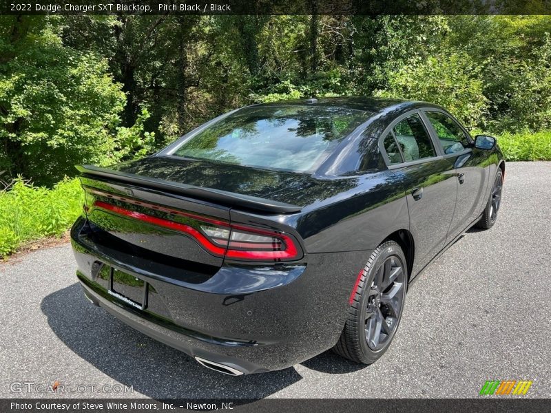 Pitch Black / Black 2022 Dodge Charger SXT Blacktop