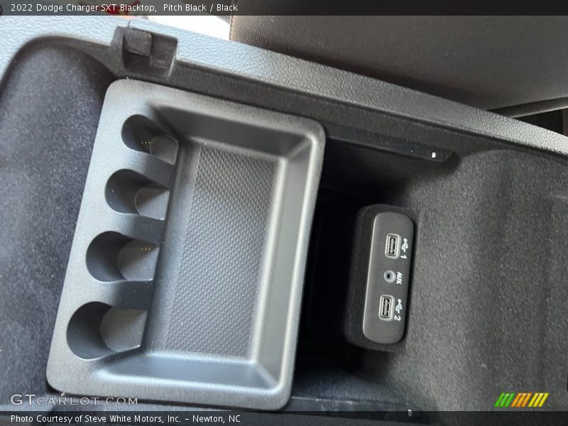 Pitch Black / Black 2022 Dodge Charger SXT Blacktop
