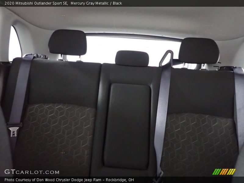Mercury Gray Metallic / Black 2020 Mitsubishi Outlander Sport SE