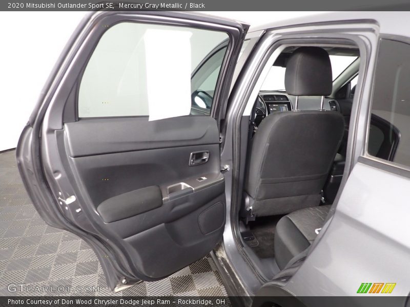 Mercury Gray Metallic / Black 2020 Mitsubishi Outlander Sport SE