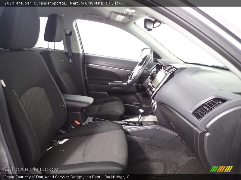 Mercury Gray Metallic / Black 2020 Mitsubishi Outlander Sport SE