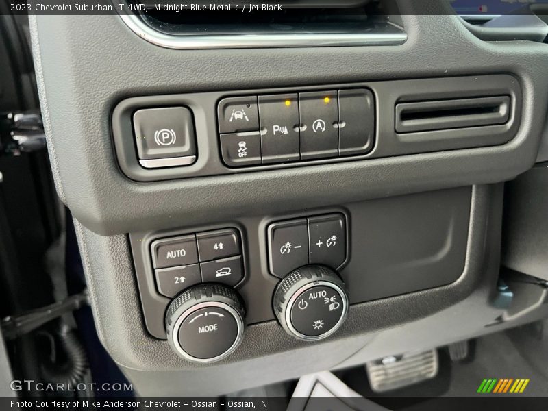 Controls of 2023 Suburban LT 4WD
