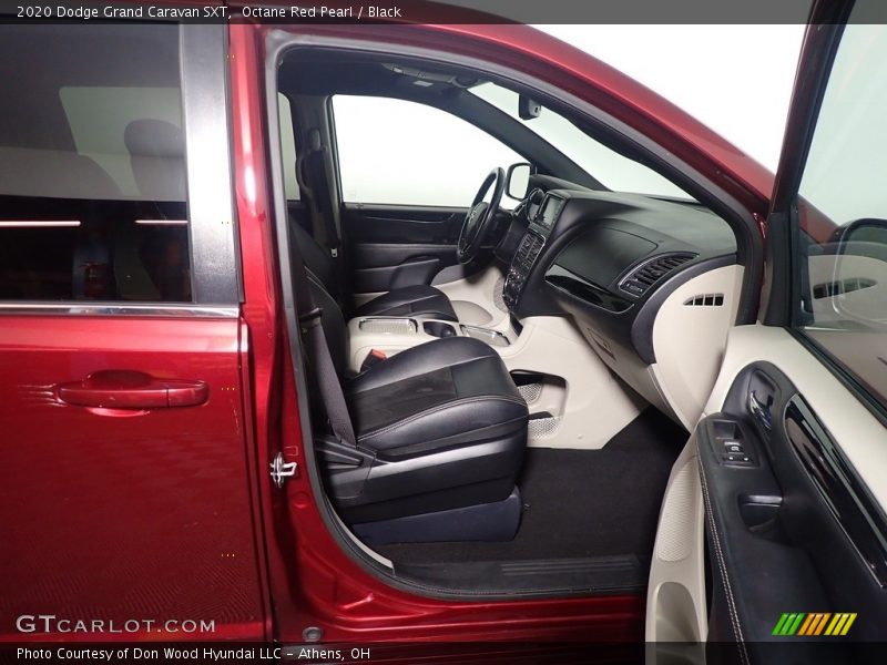 Octane Red Pearl / Black 2020 Dodge Grand Caravan SXT