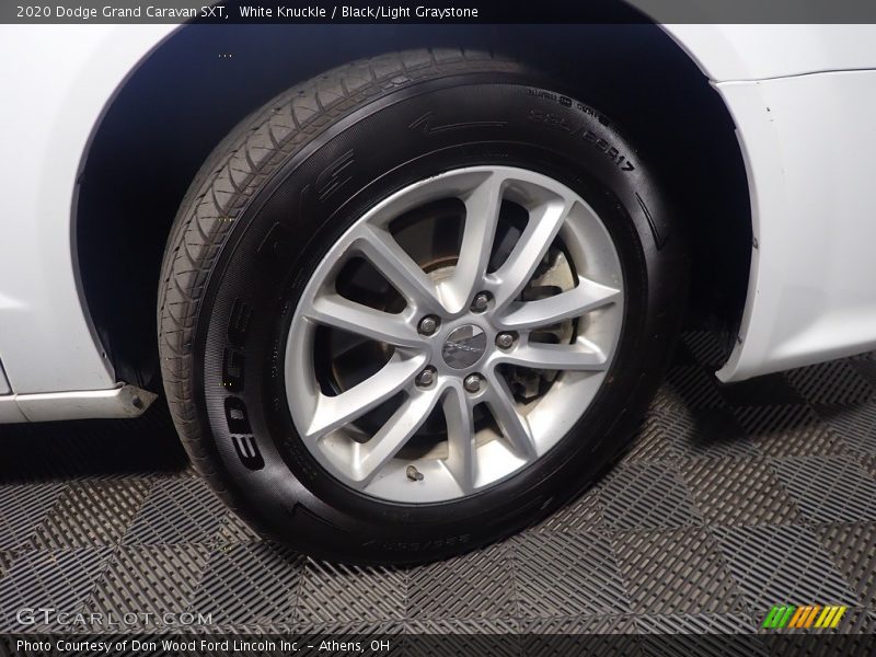 White Knuckle / Black/Light Graystone 2020 Dodge Grand Caravan SXT
