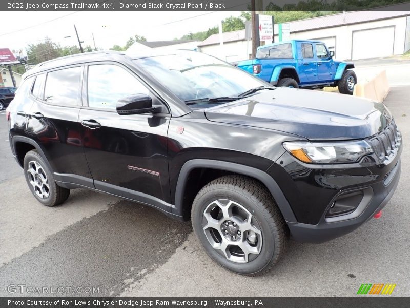 Diamond Black Crystal Pearl / Black 2022 Jeep Compass Trailhawk 4x4