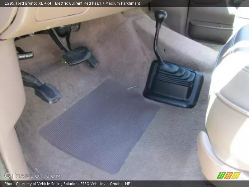 Electric Current Red Pearl / Medium Parchment 1995 Ford Bronco XL 4x4