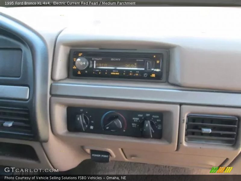 Electric Current Red Pearl / Medium Parchment 1995 Ford Bronco XL 4x4