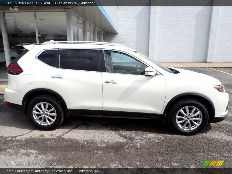 Glacier White / Almond 2020 Nissan Rogue SV AWD