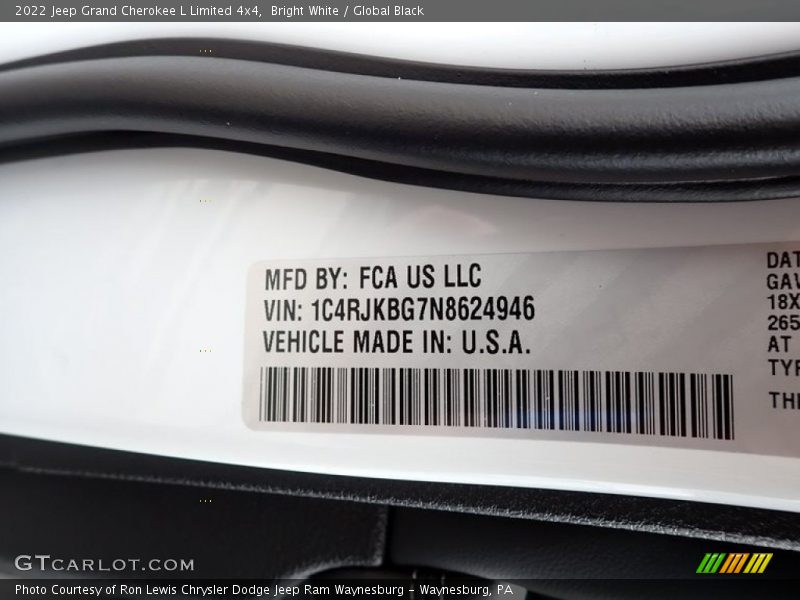 Bright White / Global Black 2022 Jeep Grand Cherokee L Limited 4x4