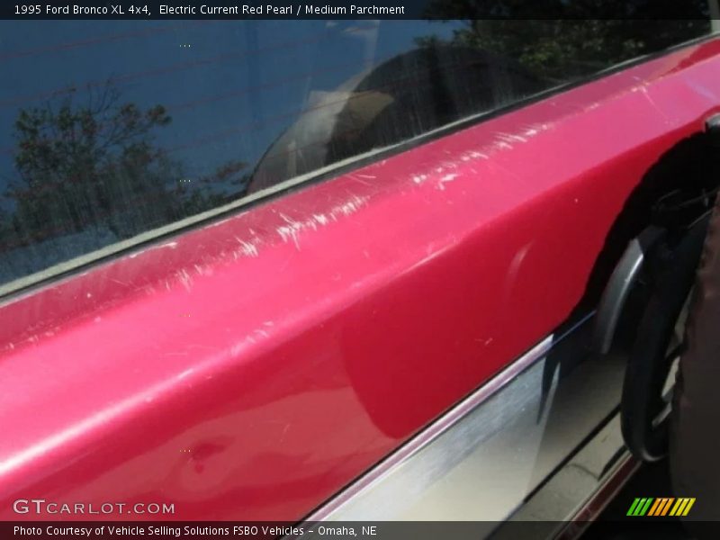 Electric Current Red Pearl / Medium Parchment 1995 Ford Bronco XL 4x4