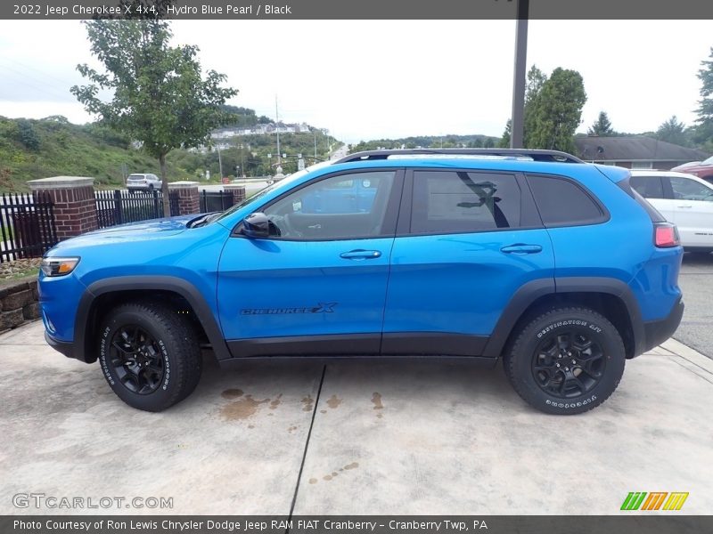 Hydro Blue Pearl / Black 2022 Jeep Cherokee X 4x4