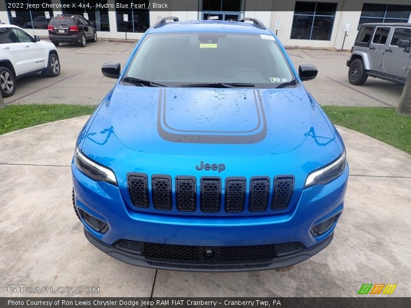 Hydro Blue Pearl / Black 2022 Jeep Cherokee X 4x4