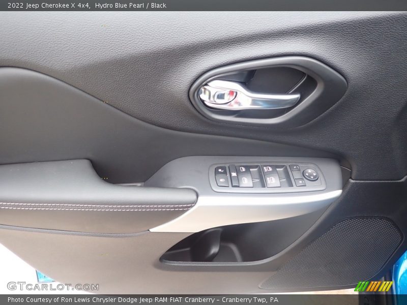 Hydro Blue Pearl / Black 2022 Jeep Cherokee X 4x4