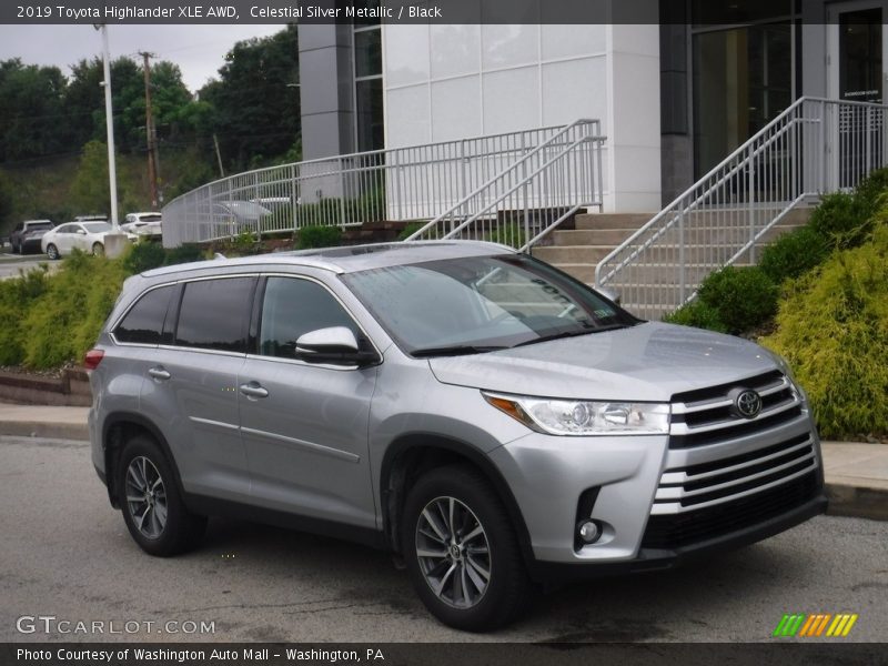 Celestial Silver Metallic / Black 2019 Toyota Highlander XLE AWD