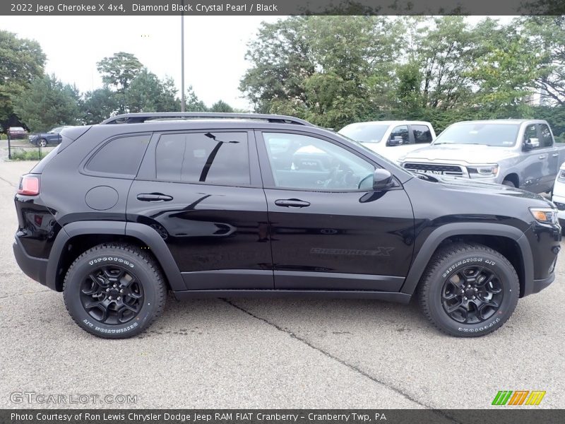 Diamond Black Crystal Pearl / Black 2022 Jeep Cherokee X 4x4
