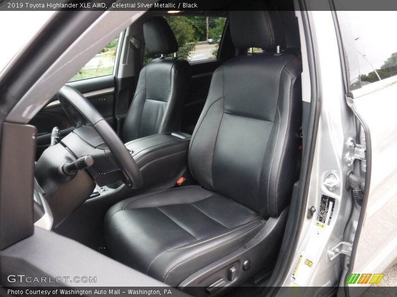 Celestial Silver Metallic / Black 2019 Toyota Highlander XLE AWD