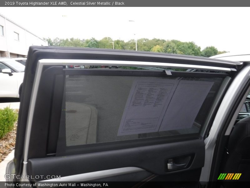 Celestial Silver Metallic / Black 2019 Toyota Highlander XLE AWD