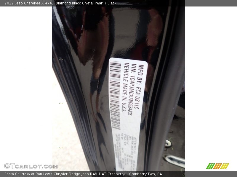 Diamond Black Crystal Pearl / Black 2022 Jeep Cherokee X 4x4