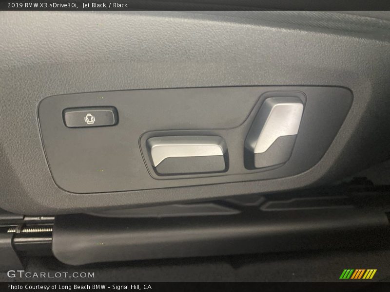 Jet Black / Black 2019 BMW X3 sDrive30i
