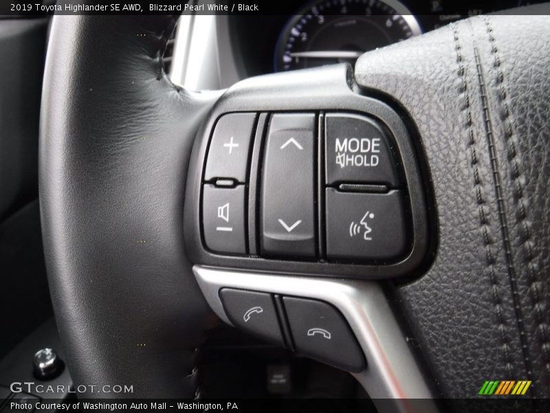 Blizzard Pearl White / Black 2019 Toyota Highlander SE AWD