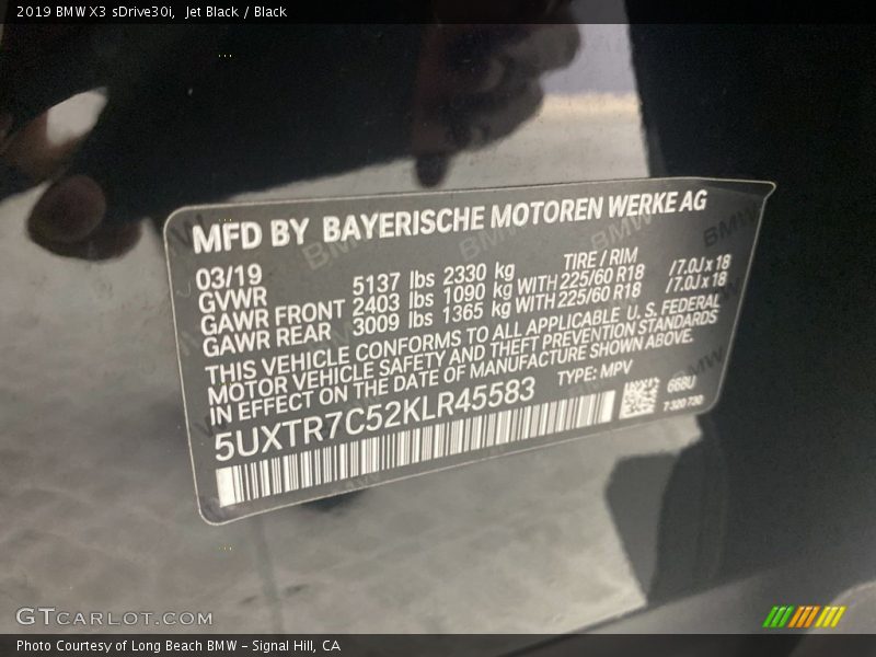 Jet Black / Black 2019 BMW X3 sDrive30i