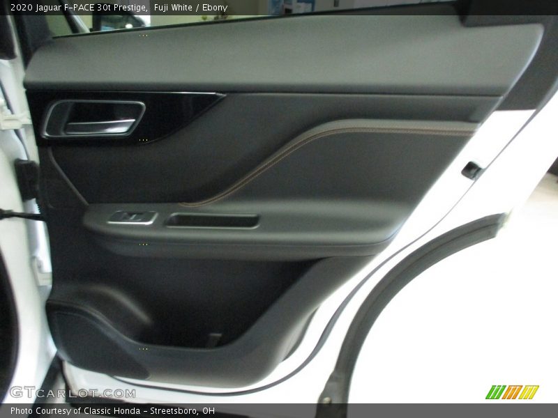 Fuji White / Ebony 2020 Jaguar F-PACE 30t Prestige