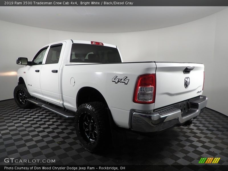 Bright White / Black/Diesel Gray 2019 Ram 3500 Tradesman Crew Cab 4x4