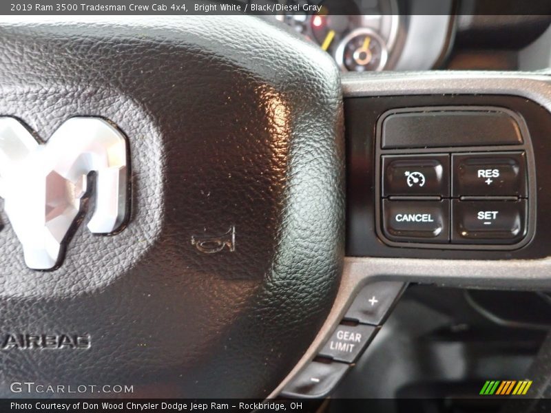  2019 3500 Tradesman Crew Cab 4x4 Steering Wheel