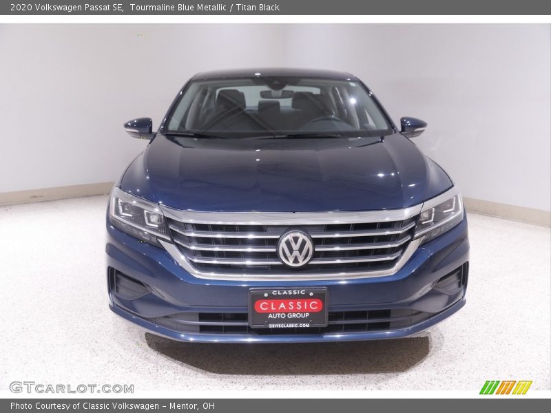 Tourmaline Blue Metallic / Titan Black 2020 Volkswagen Passat SE
