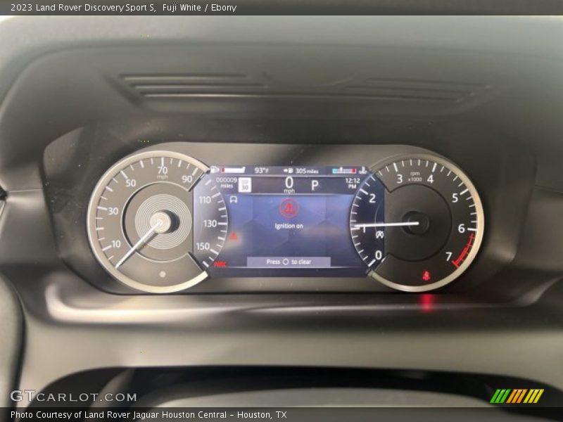 Fuji White / Ebony 2023 Land Rover Discovery Sport S
