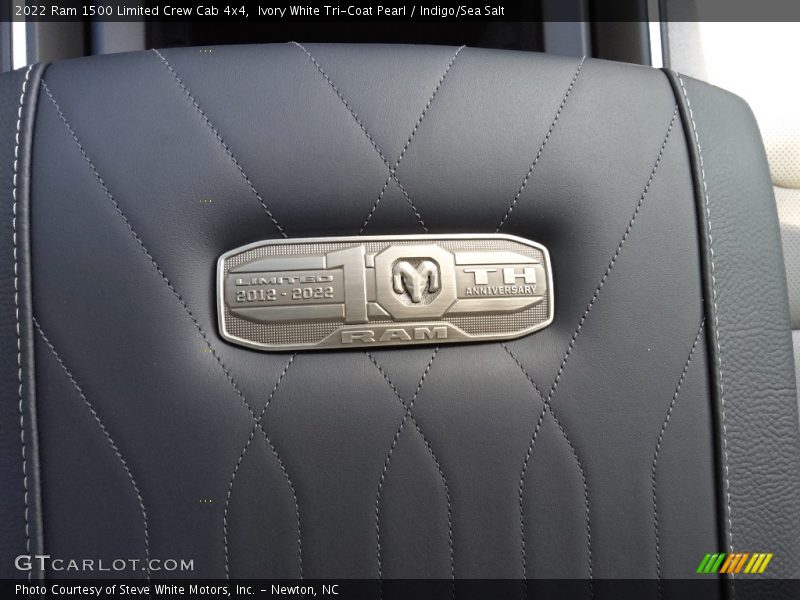 Ivory White Tri-Coat Pearl / Indigo/Sea Salt 2022 Ram 1500 Limited Crew Cab 4x4