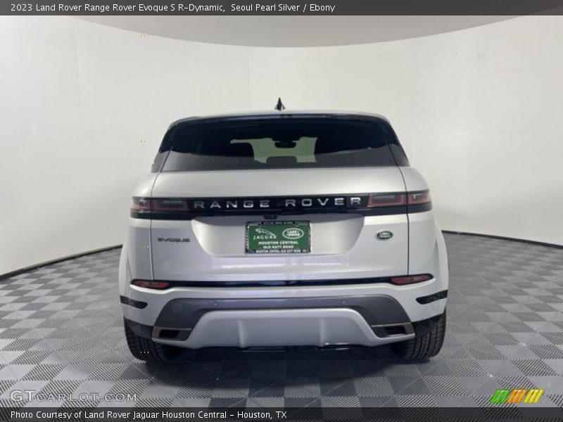 Seoul Pearl Silver / Ebony 2023 Land Rover Range Rover Evoque S R-Dynamic
