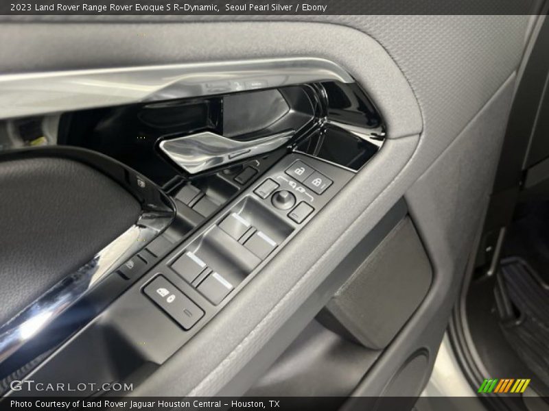 Seoul Pearl Silver / Ebony 2023 Land Rover Range Rover Evoque S R-Dynamic
