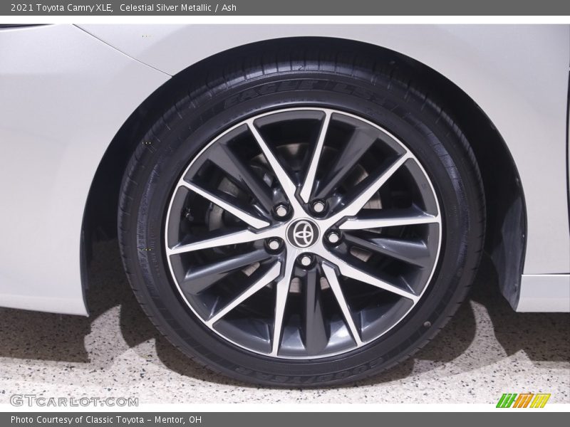 Celestial Silver Metallic / Ash 2021 Toyota Camry XLE