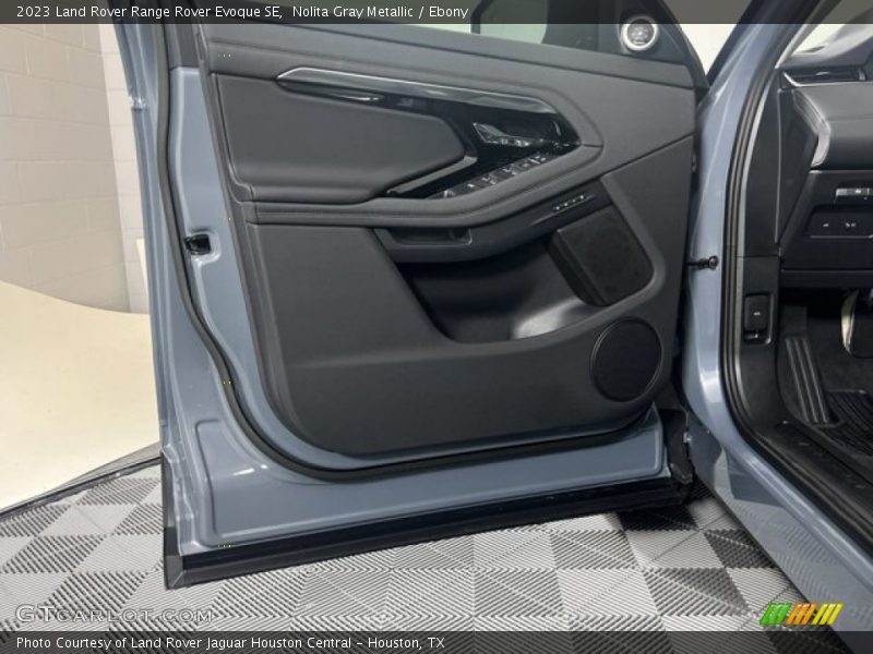 Nolita Gray Metallic / Ebony 2023 Land Rover Range Rover Evoque SE