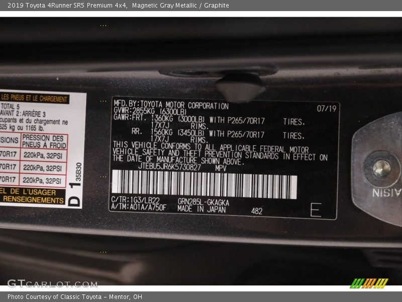 Magnetic Gray Metallic / Graphite 2019 Toyota 4Runner SR5 Premium 4x4
