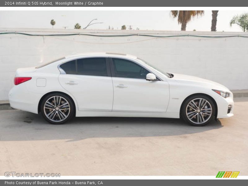 Moonlight White / Graphite 2014 Infiniti Q 50S Hybrid
