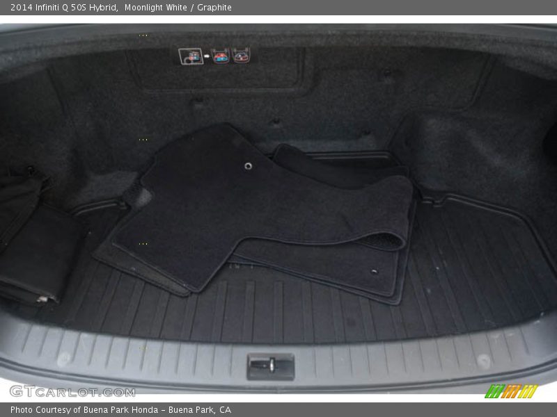 Moonlight White / Graphite 2014 Infiniti Q 50S Hybrid