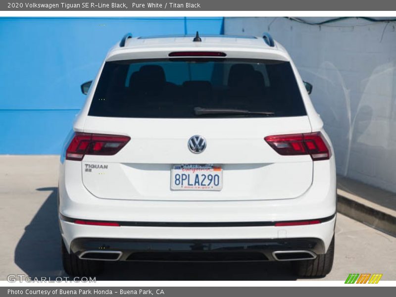 Pure White / Titan Black 2020 Volkswagen Tiguan SE R-Line Black