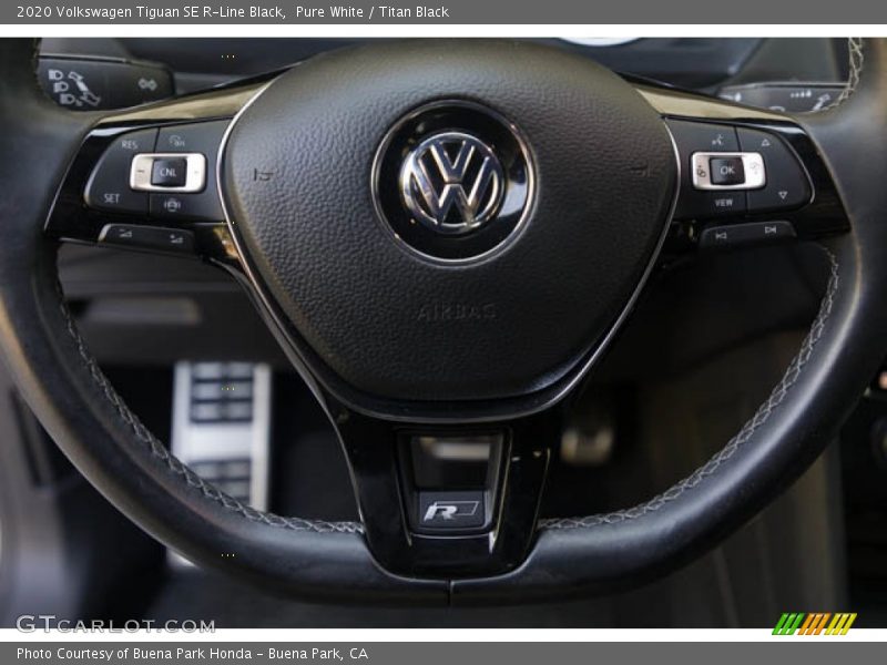 Pure White / Titan Black 2020 Volkswagen Tiguan SE R-Line Black
