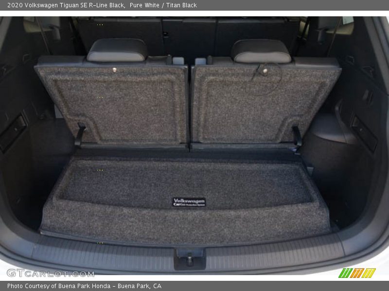 Pure White / Titan Black 2020 Volkswagen Tiguan SE R-Line Black