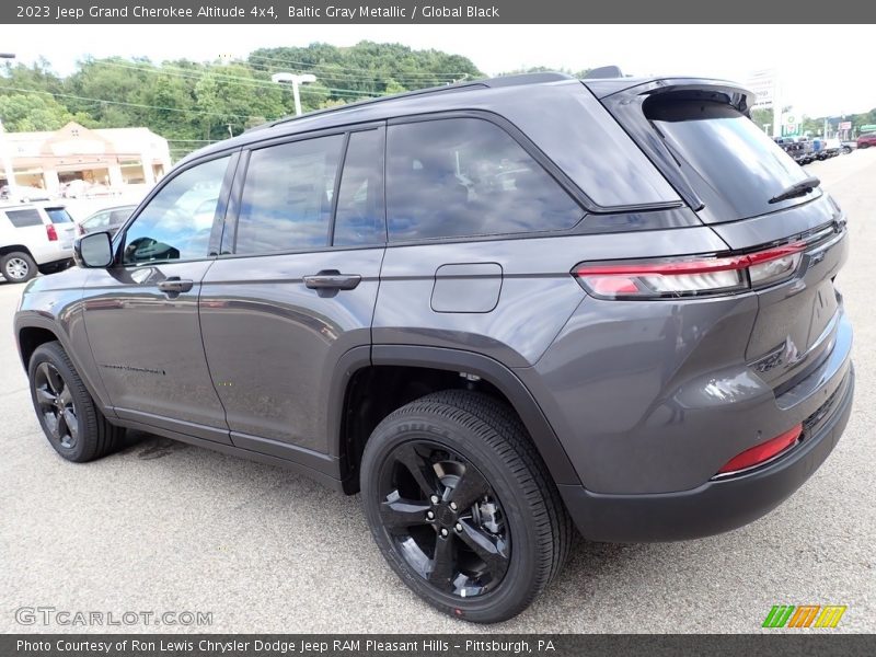 Baltic Gray Metallic / Global Black 2023 Jeep Grand Cherokee Altitude 4x4