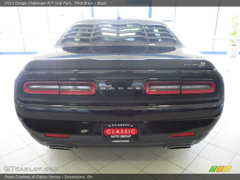 Pitch Black / Black 2021 Dodge Challenger R/T Scat Pack