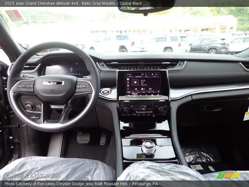 Baltic Gray Metallic / Global Black 2023 Jeep Grand Cherokee Altitude 4x4