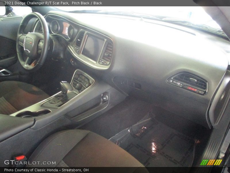 Pitch Black / Black 2021 Dodge Challenger R/T Scat Pack