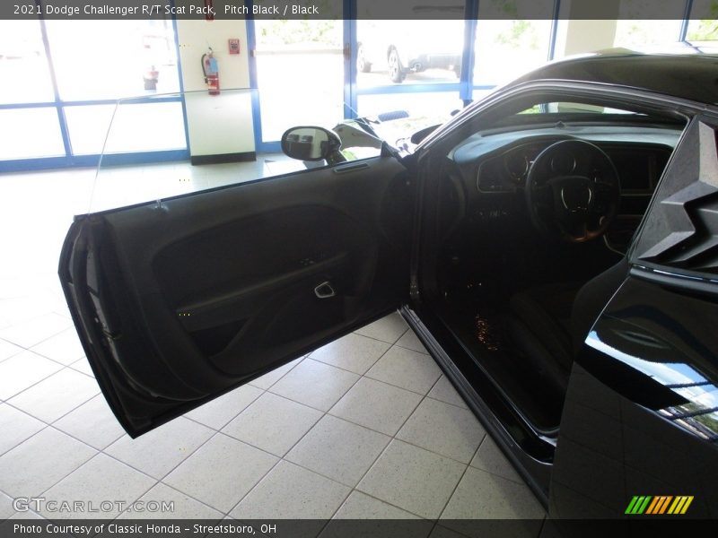 Pitch Black / Black 2021 Dodge Challenger R/T Scat Pack