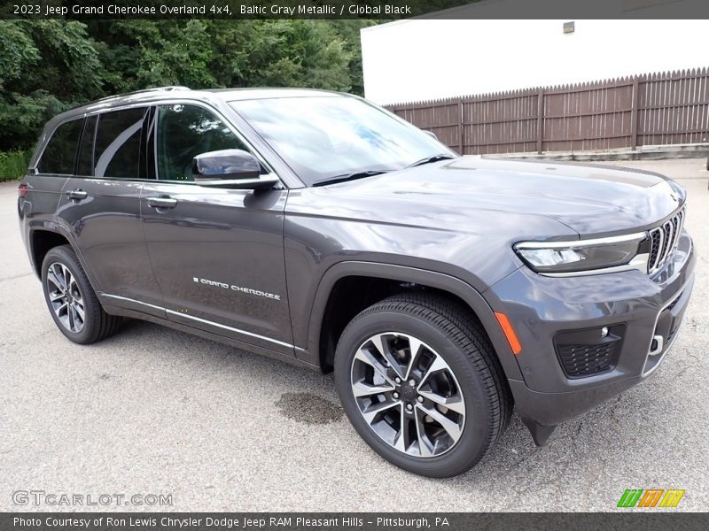 Baltic Gray Metallic / Global Black 2023 Jeep Grand Cherokee Overland 4x4