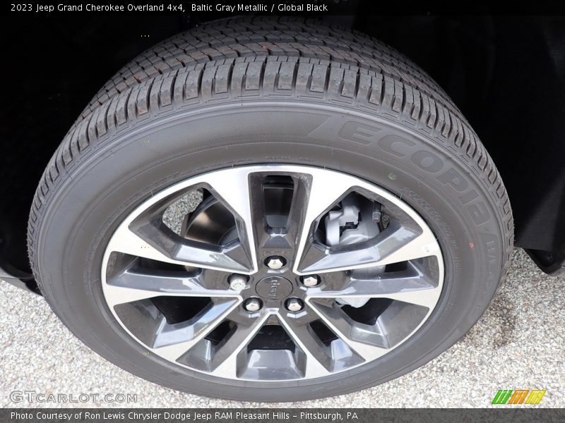 Baltic Gray Metallic / Global Black 2023 Jeep Grand Cherokee Overland 4x4