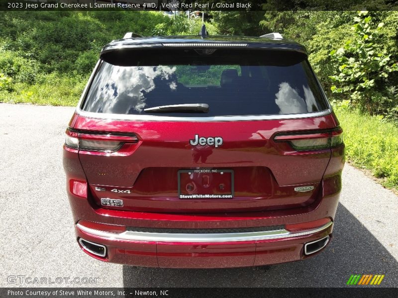 Velvet Red Pearl / Global Black 2023 Jeep Grand Cherokee L Summit Reserve 4WD